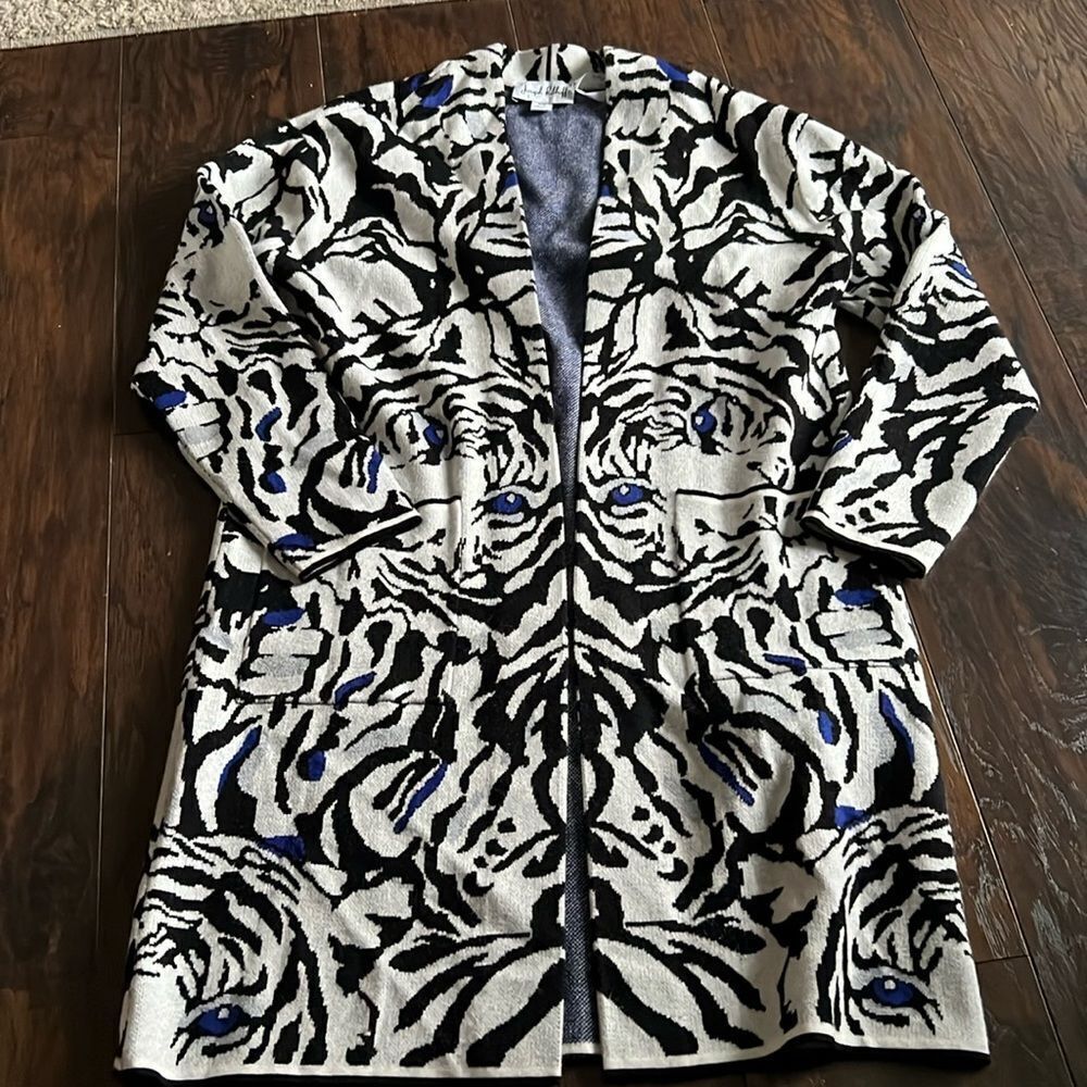 Joseph Ribkoff‎ womens White Tiger print long line cardigan cover up Size Medium